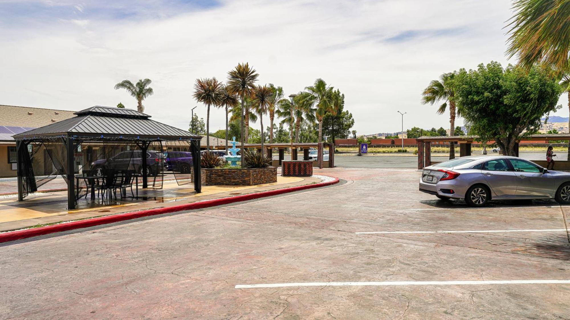 Americas Best Value Inn, Antioch Luaran gambar