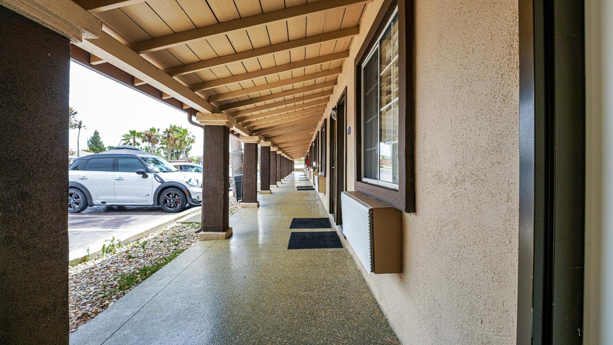 Americas Best Value Inn, Antioch Luaran gambar